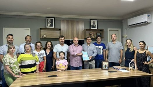 Prefeitura de São Borja anuncia investimentos em pavimentação nos bairros Maria do Carmo e José Pereira Alvarez (PORTAL DAS MISSÕES))